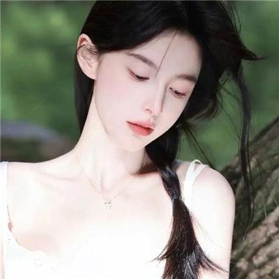 拍卖会上我惊艳全场